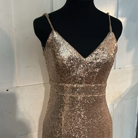 SALE $29 Shein Rosegold Sequin Maxi Gown Bodycon Bombshell Barbiecon Prom Gala - Picture 3 of 6